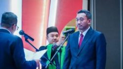 Hadiri Pelantikan Rektor Unigres 2026-2030, Pesan Bupati Gresik: Tekankan Peran Kampus dalam Penguatan SDM dan Investasi