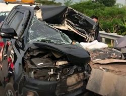Tragis, Mobil Ditumpangi Anggota DPR RI M. Hilman Mufidi Kecelakaan di Tol Paspro, 2 Meninggal