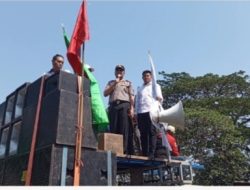 Aksi Demo Buruh Gresik Desak Kepastian Hak Kesehatan dan Akurasi Data Ekonomi, BPJS dan BPS Siap Tindak Lanjuti